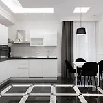 Aurora Luxury Suites