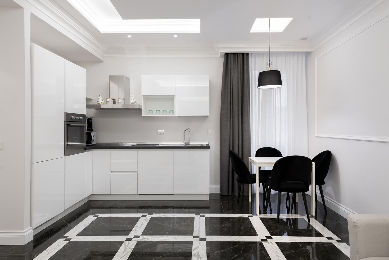 Aurora Luxury Suites