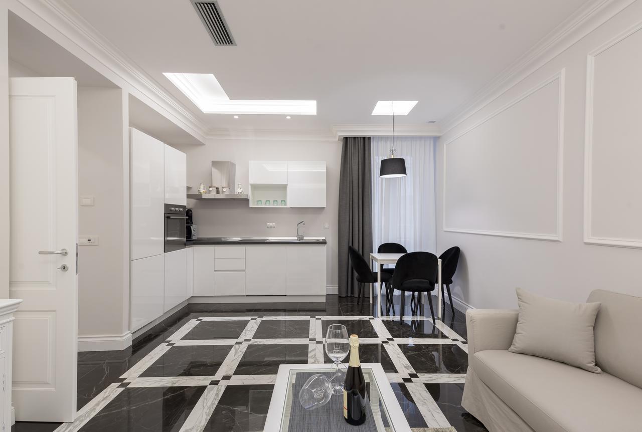Aurora Luxury Suites Apartment Rome